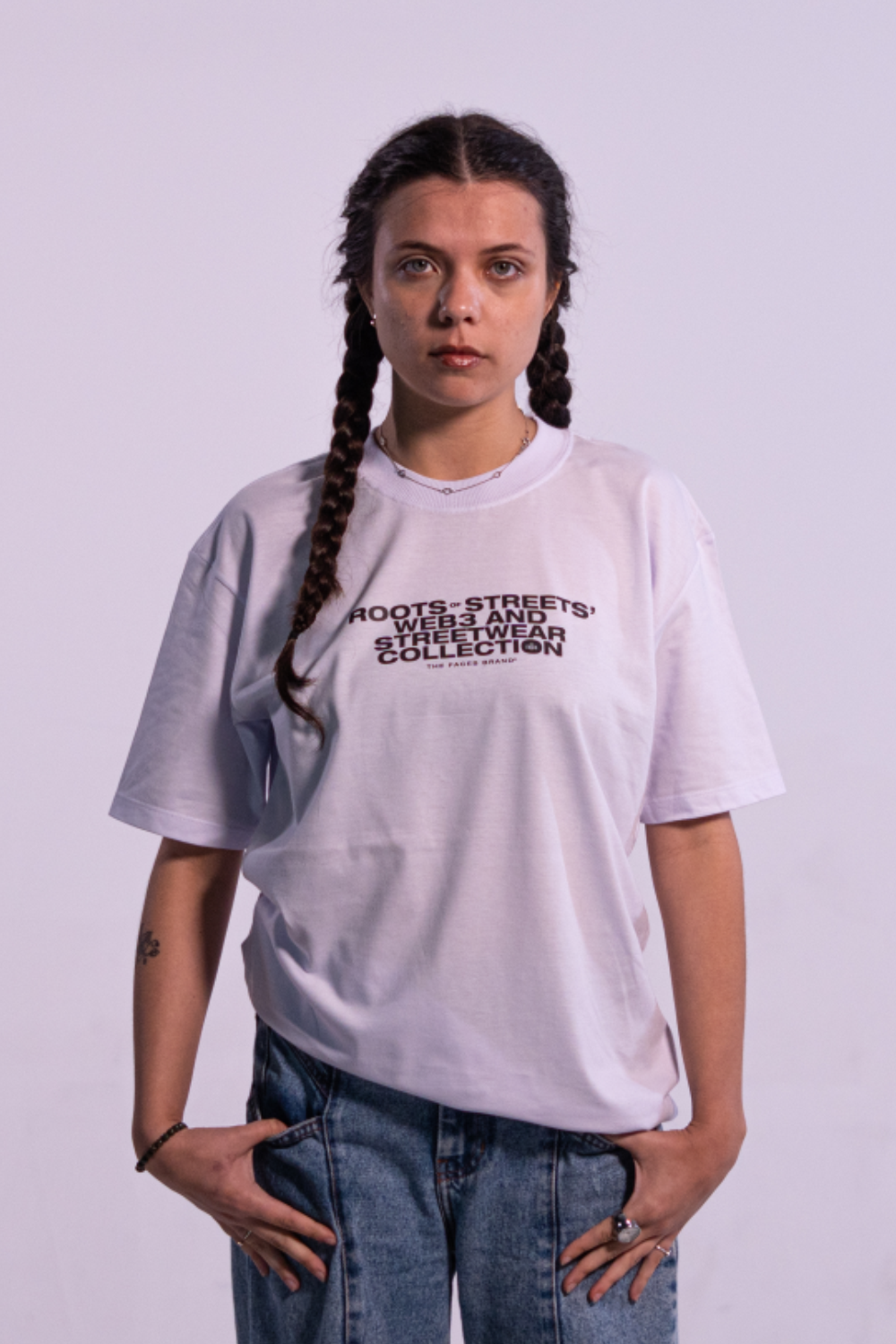 Camiseta Streetwear - ROOTS OF STREETS - BRANCA