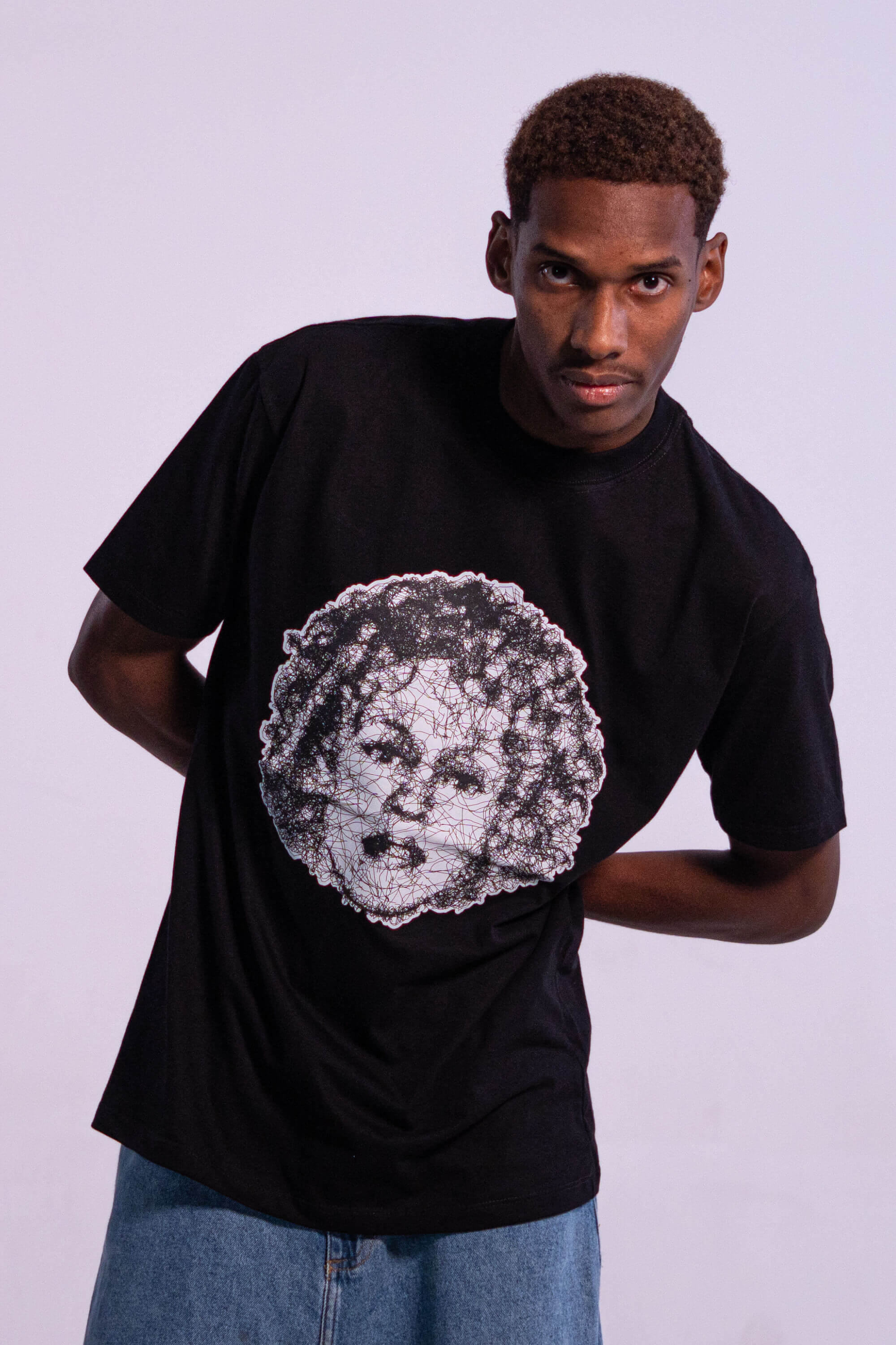 CAMISETA PREMIUM STREETWEAR - WOMAN - PRETA