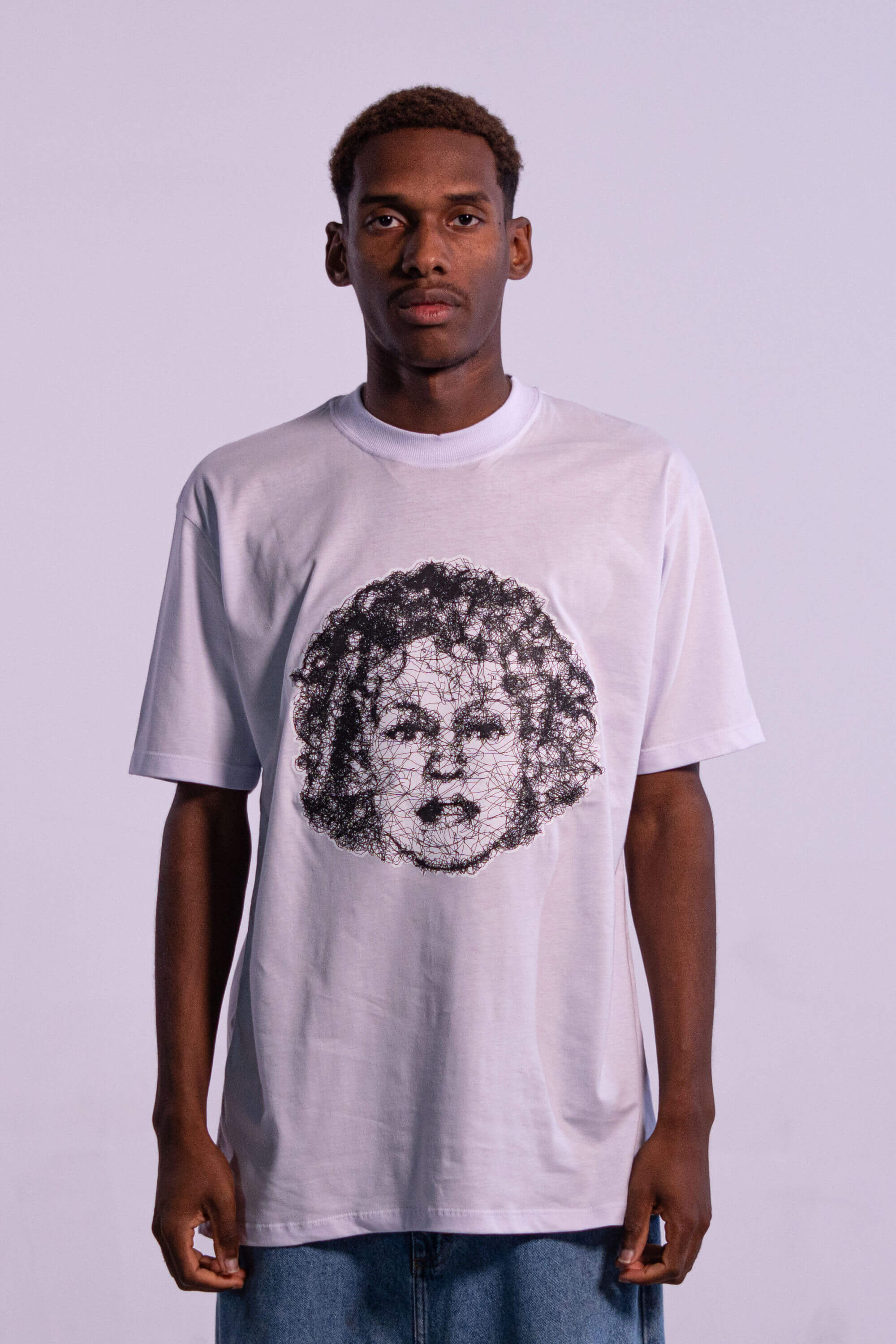 CAMISETA PREMIUM STREETWEAR - WOMAN - BRANCA